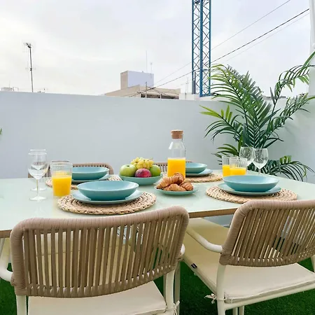 El Atico Del Mercado. Un Lugar Dificil De Olvidar. Apartment Alicante