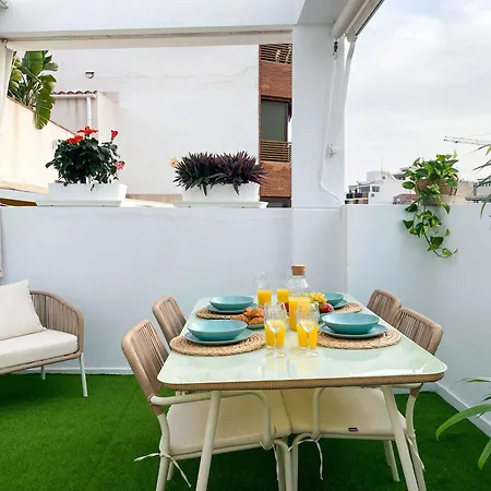 El Atico Del Mercado. Un Lugar Dificil De Olvidar. Apartment *